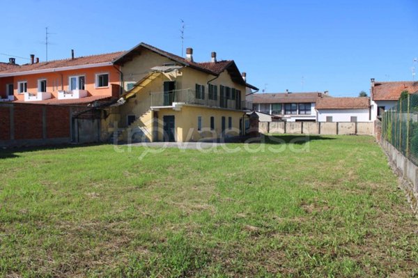 casa indipendente in vendita a San Germano Vercellese