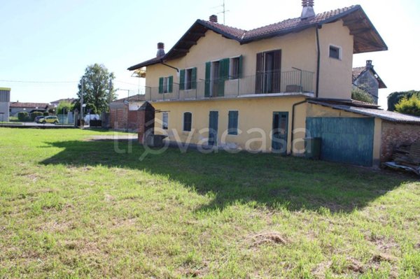 casa indipendente in vendita a San Germano Vercellese