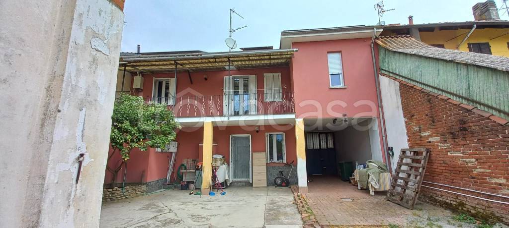 casa indipendente in vendita a San Germano Vercellese