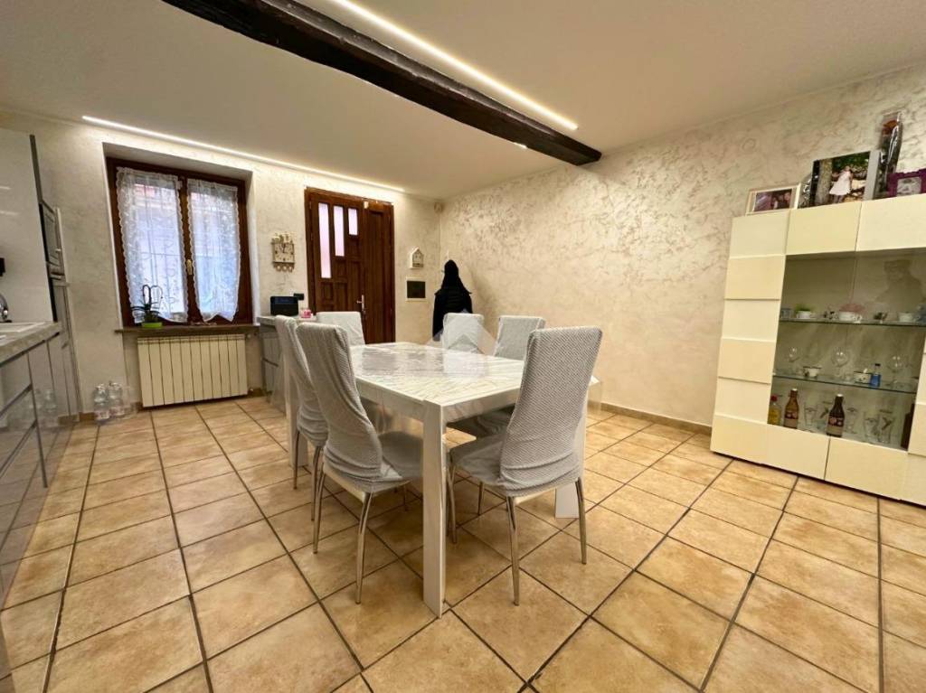 casa indipendente in vendita a San Germano Vercellese