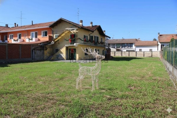 casa indipendente in vendita a San Germano Vercellese