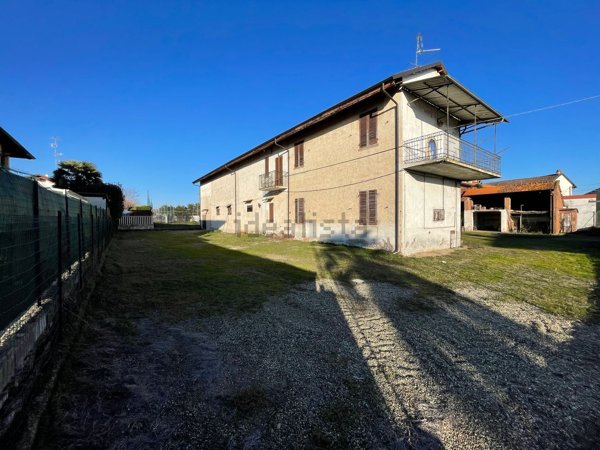 pentavano in vendita a San Germano Vercellese