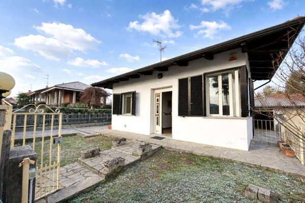 casa indipendente in vendita a San Germano Vercellese