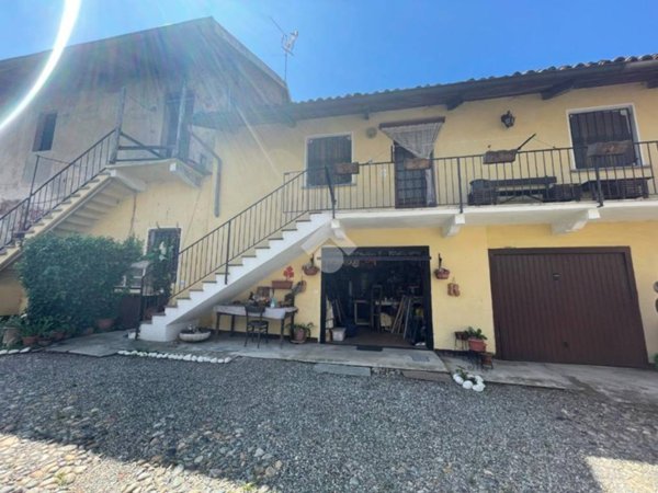 casa indipendente in vendita a San Germano Vercellese
