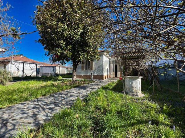 casa indipendente in vendita a San Germano Vercellese