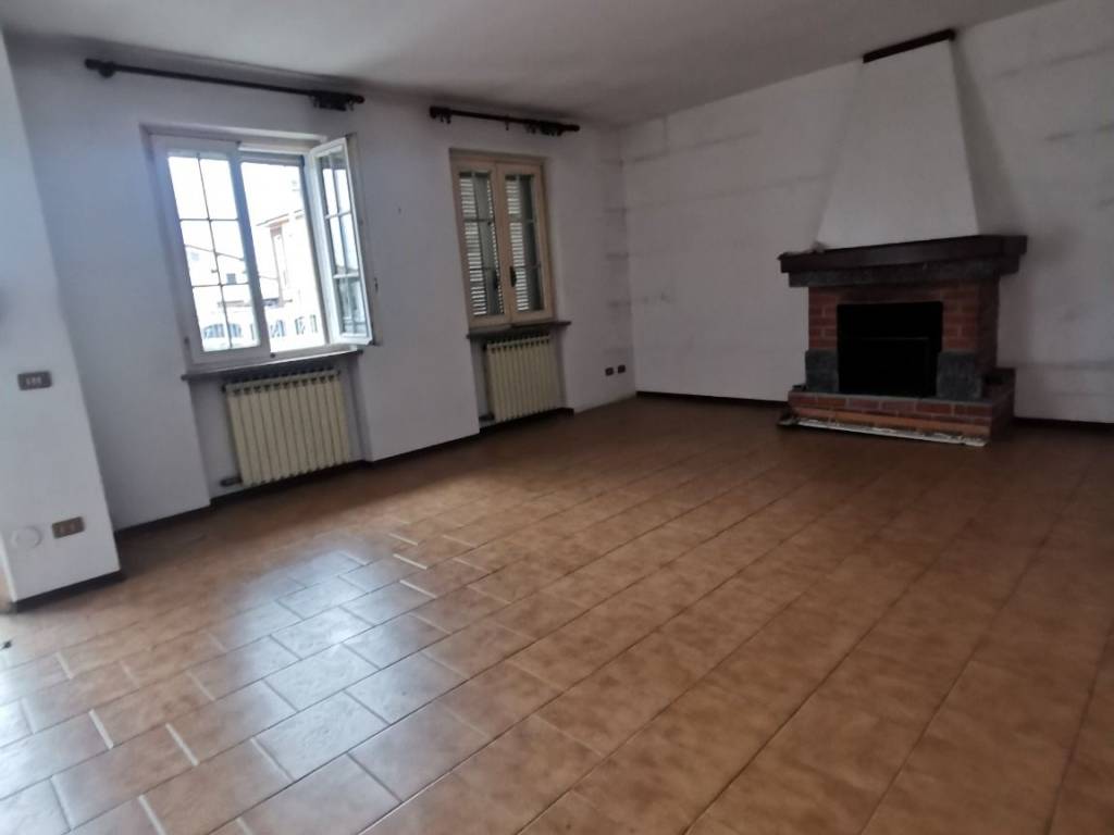 casa indipendente in vendita a San Germano Vercellese