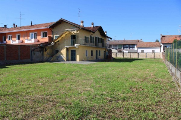 casa indipendente in vendita a San Germano Vercellese