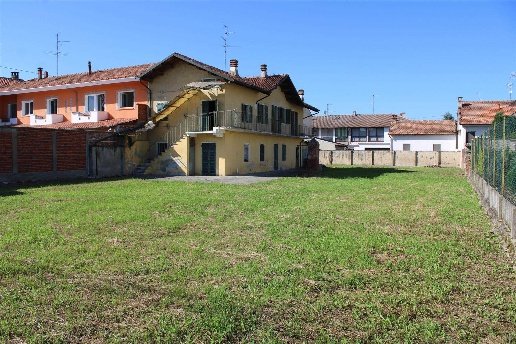 casa indipendente in vendita a San Germano Vercellese