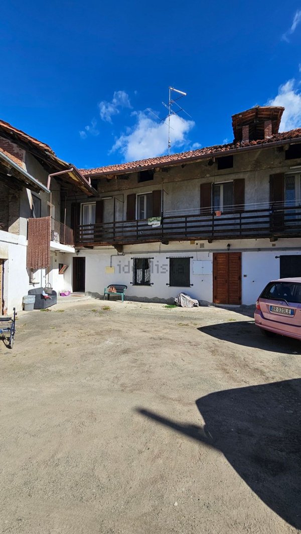 casa indipendente in vendita a San Germano Vercellese