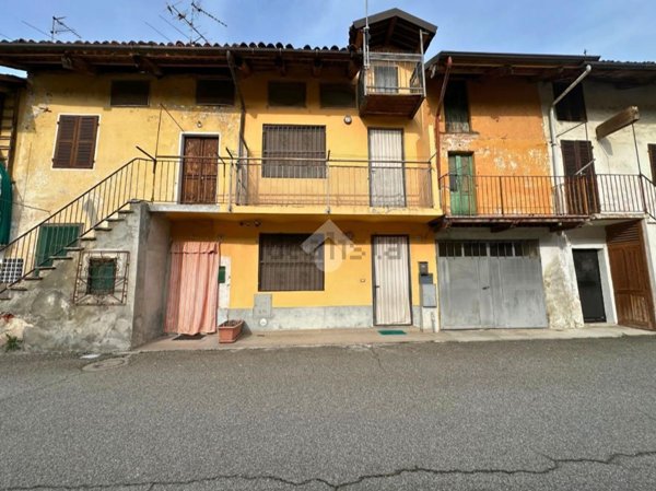 casa semindipendente in vendita a San Germano Vercellese
