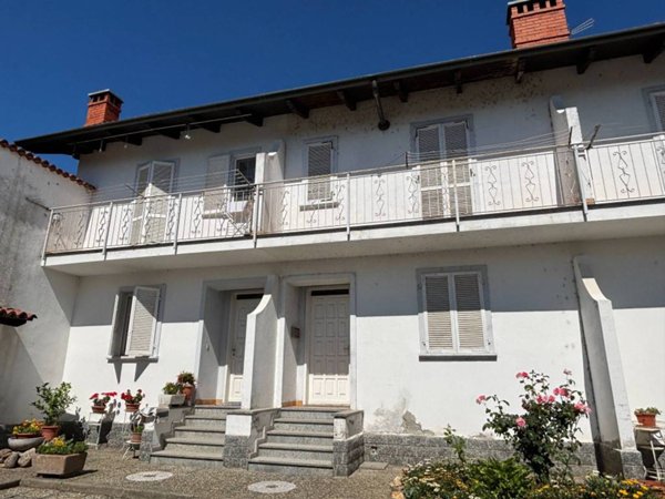 casa indipendente in vendita a San Germano Vercellese