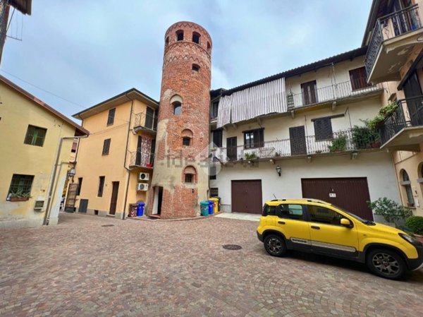 appartamento in vendita a Santhià
