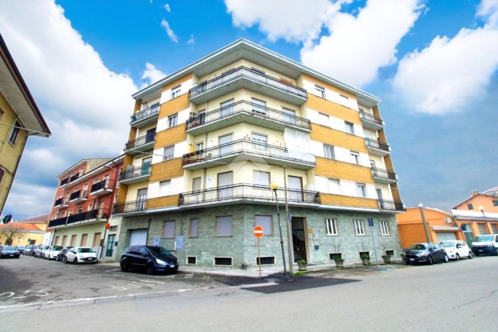 appartamento in vendita a Santhià