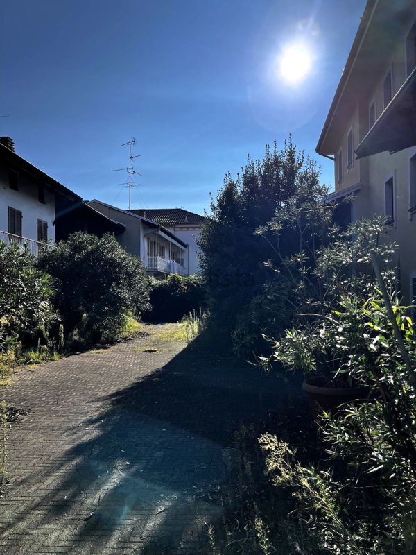 casa indipendente in vendita a Santhià