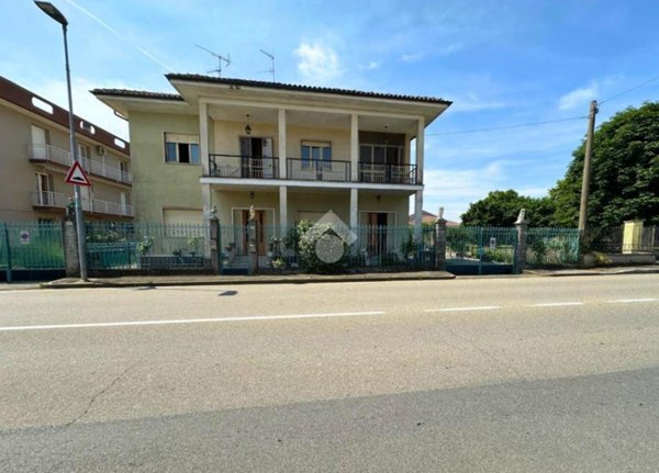 appartamento in vendita a Santhià