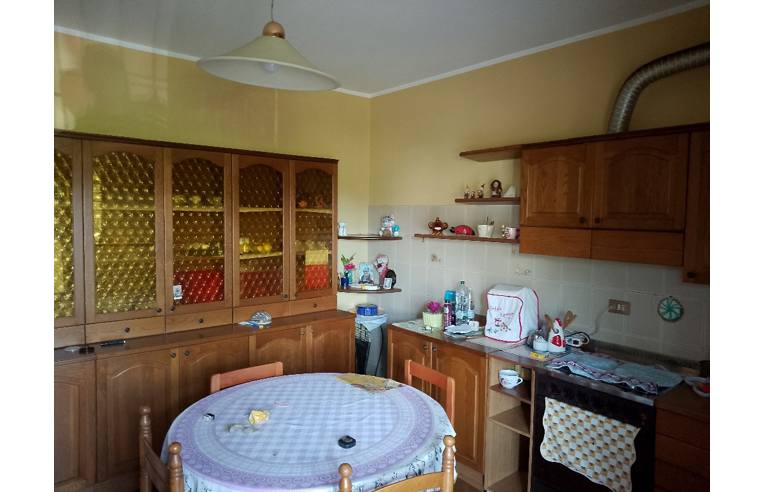 casa indipendente in vendita a Santhià