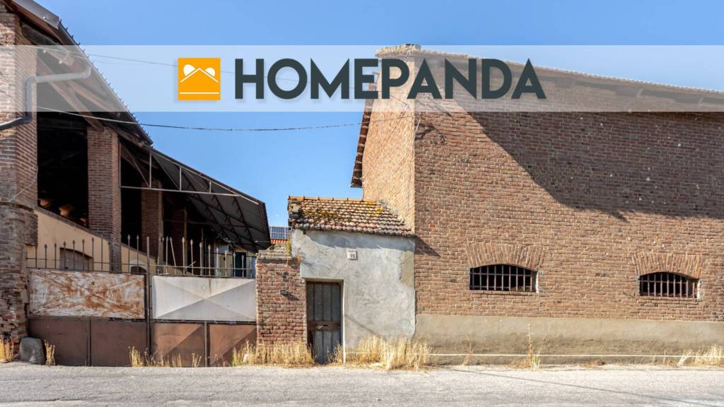 locale di sgombero in vendita a Santhià