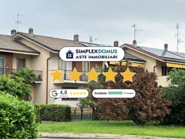 casa indipendente in vendita a Santhià