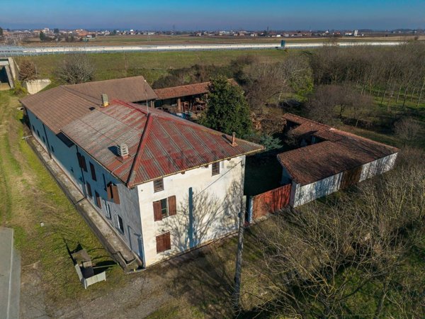 appartamento in vendita a Santhià