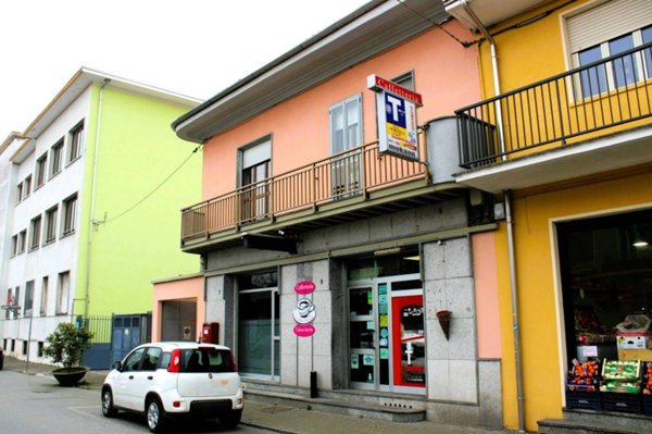 negozio in vendita a Santhià
