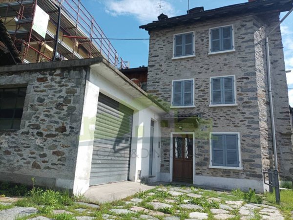 casa indipendente in vendita a Scopa