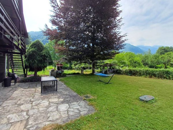 casa indipendente in vendita a Scopa