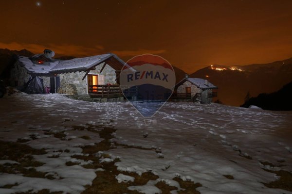 pentavano in vendita a Scopa