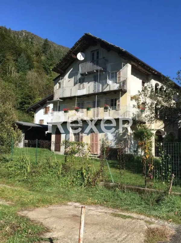 casa indipendente in vendita a Scopa