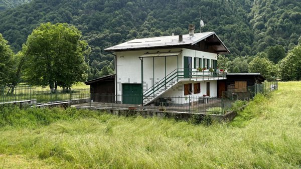 casa indipendente in vendita a Scopa