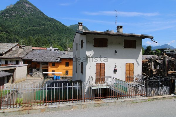 casa indipendente in vendita a Scopello in zona Casa Pareti