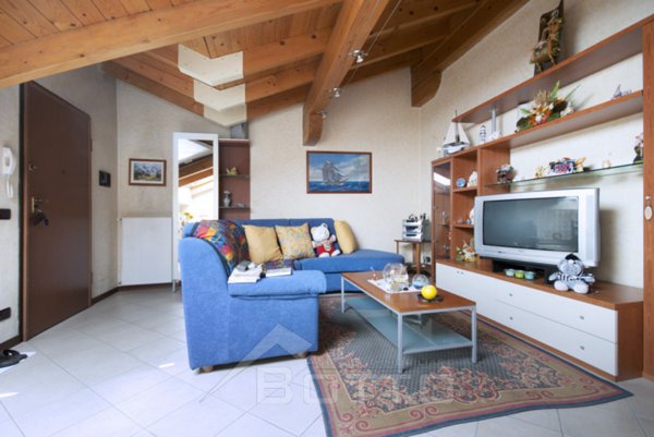 appartamento in vendita a Serravalle Sesia