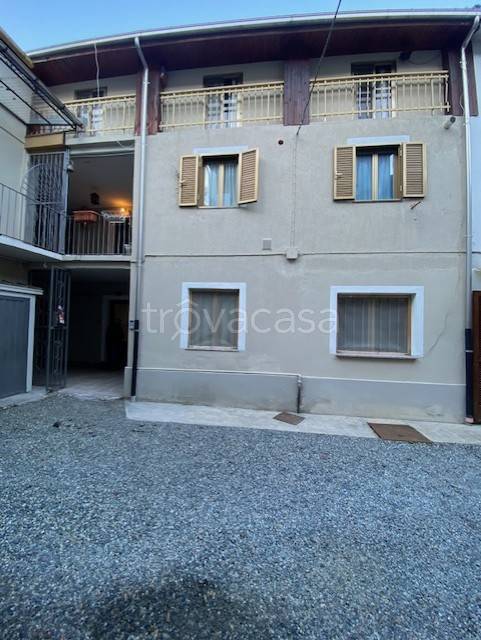 appartamento in vendita a Serravalle Sesia in zona Bornate