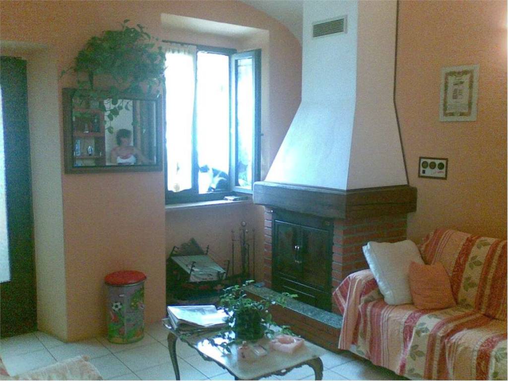 appartamento in vendita a Serravalle Sesia