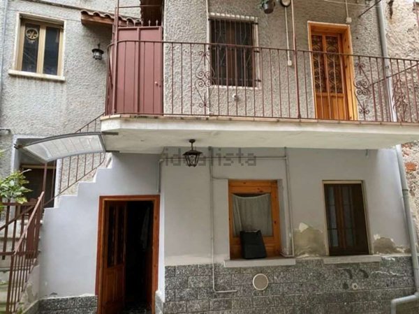 appartamento in vendita a Serravalle Sesia