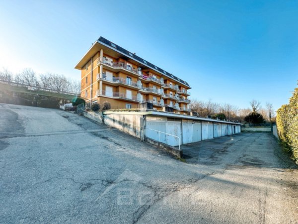 appartamento in vendita a Serravalle Sesia