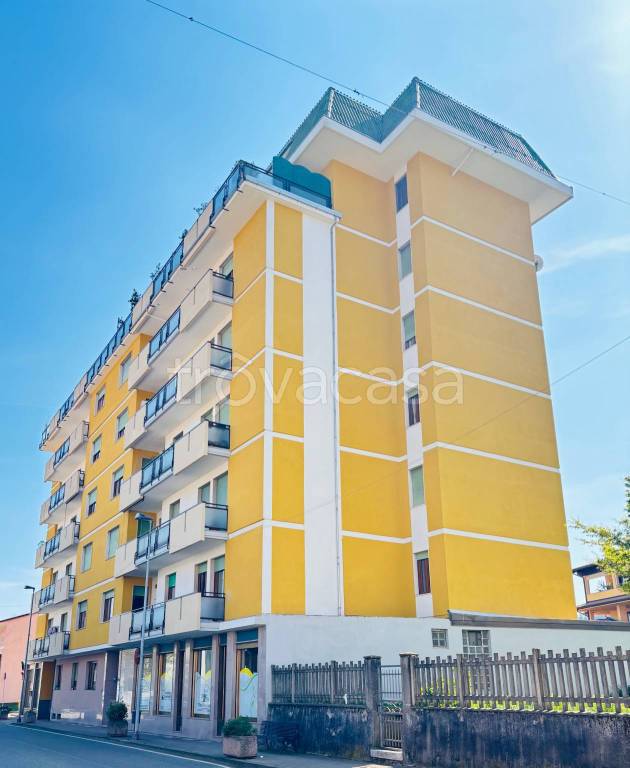 appartamento in vendita a Serravalle Sesia