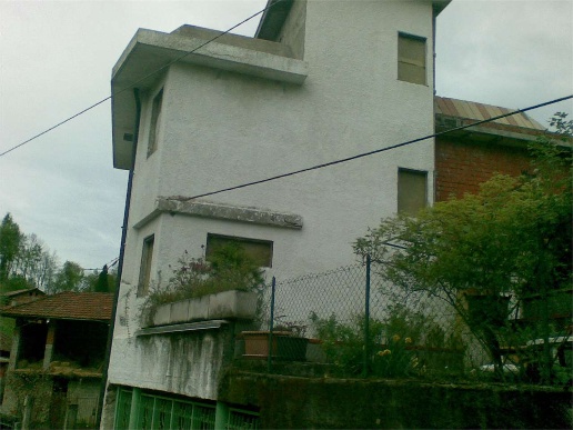 casa indipendente in vendita a Serravalle Sesia