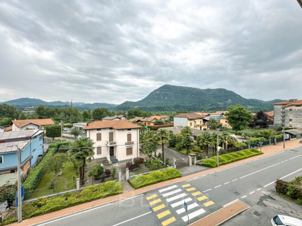 appartamento in vendita a Serravalle Sesia in zona Bornate