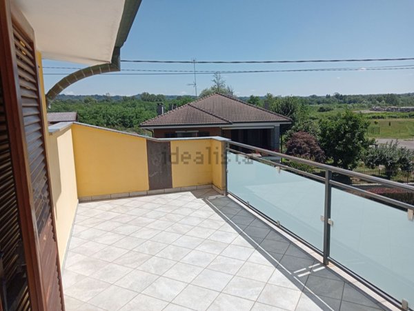 appartamento in vendita a Serravalle Sesia