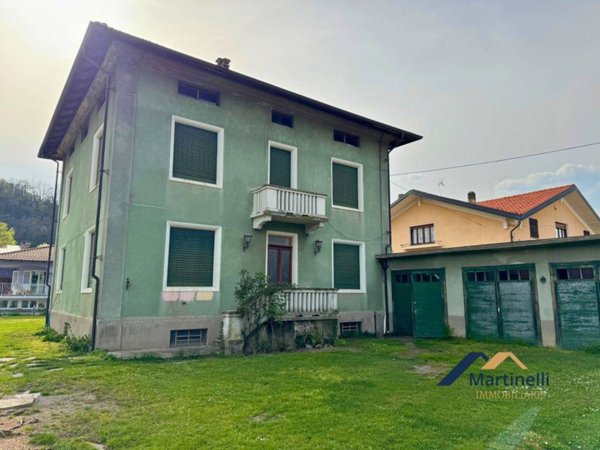 casa indipendente in vendita a Serravalle Sesia