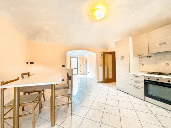 appartamento in vendita a Serravalle Sesia