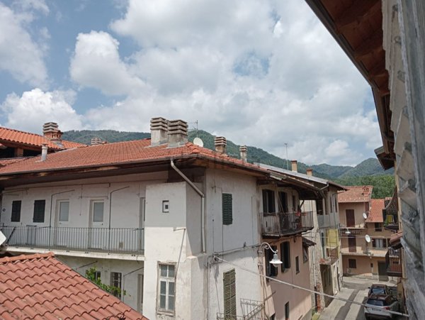 appartamento in vendita a Serravalle Sesia