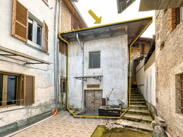 appartamento in vendita a Serravalle Sesia in zona Bornate