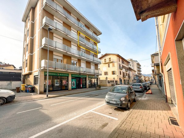 appartamento in vendita a Serravalle Sesia