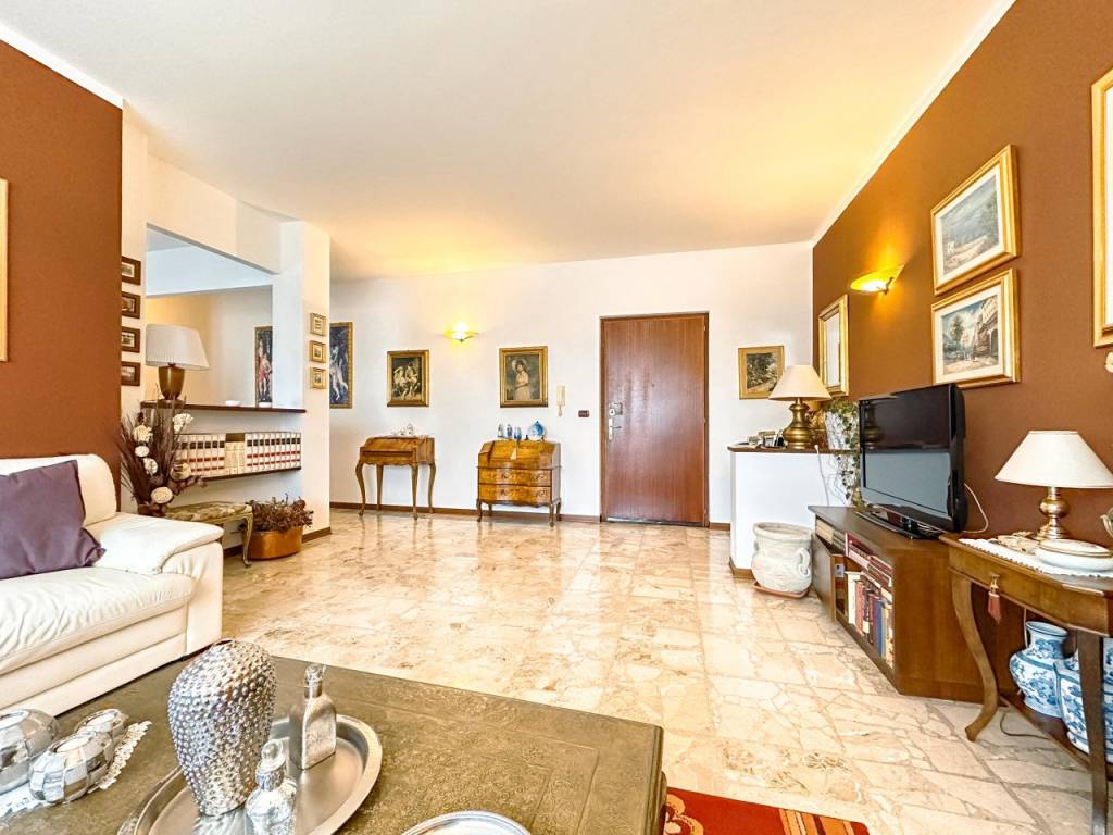appartamento in vendita a Serravalle Sesia in zona Gattera