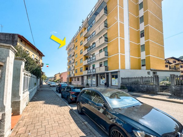 appartamento in vendita a Serravalle Sesia