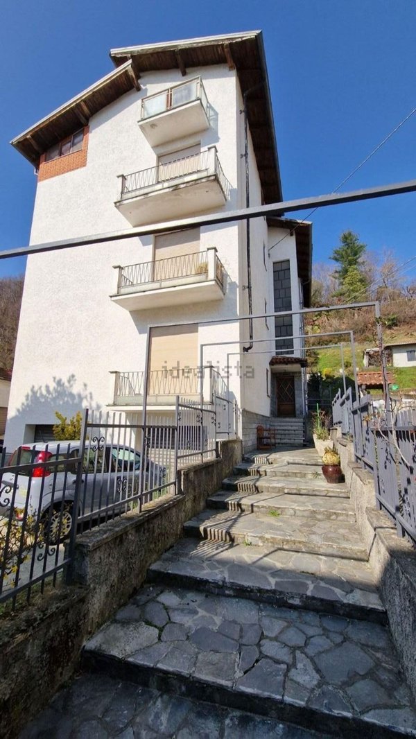 appartamento in vendita a Serravalle Sesia in zona Gattera