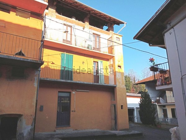 appartamento in vendita a Serravalle Sesia