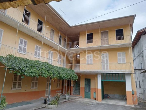 appartamento in vendita a Serravalle Sesia in zona Vintebbio