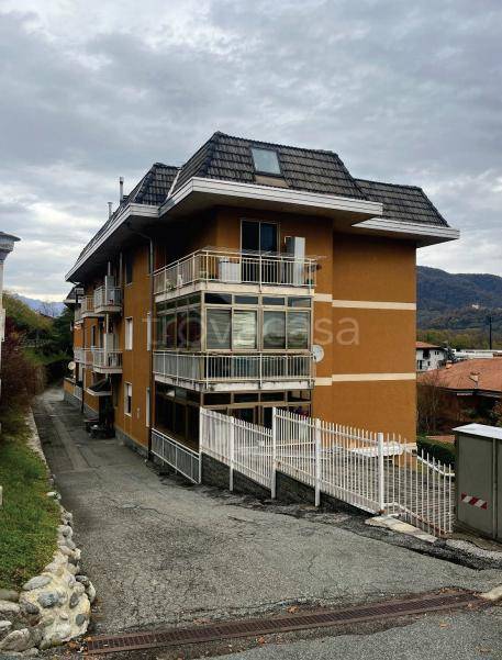 appartamento in vendita a Serravalle Sesia in zona Gattera